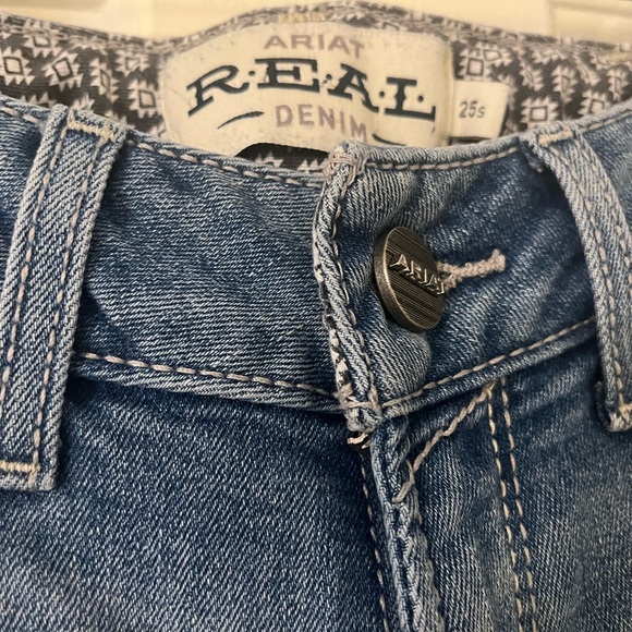 Ariat Women’s Jeans 25 S - Picture 3 of 4
